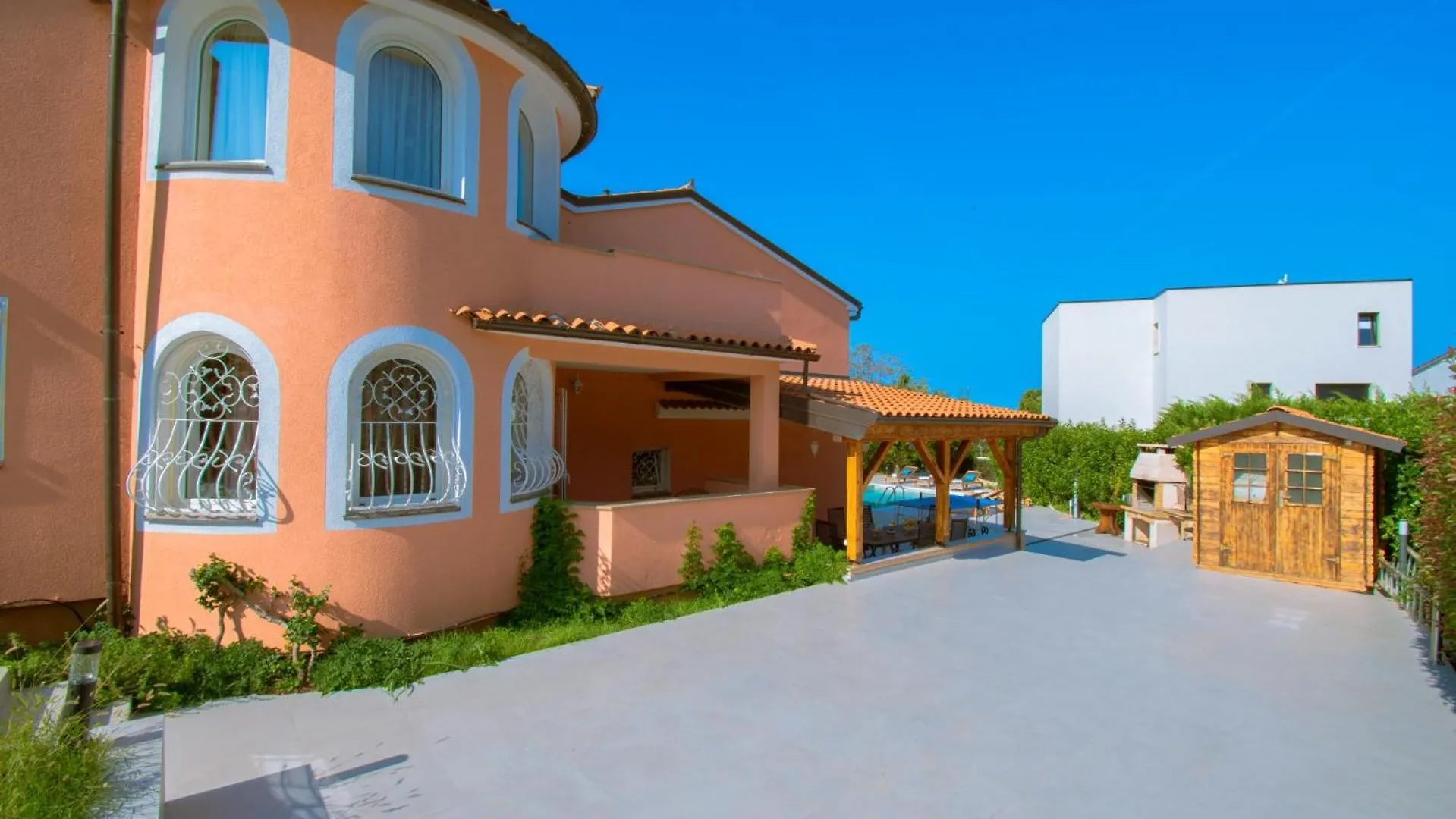 פולה Villa Natalia Stinjan- Private Pool Retreat