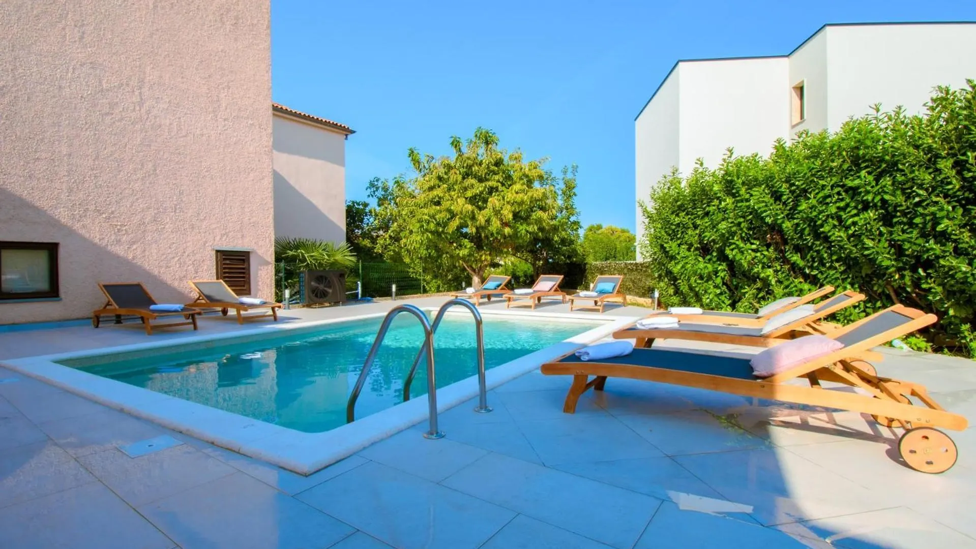 Villa Natalia Stinjan- Private Pool Retreat Пула 0*,